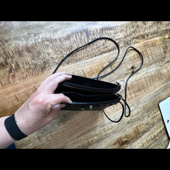 Brighton Shoulder Leather Purse - Picture 7 of 12